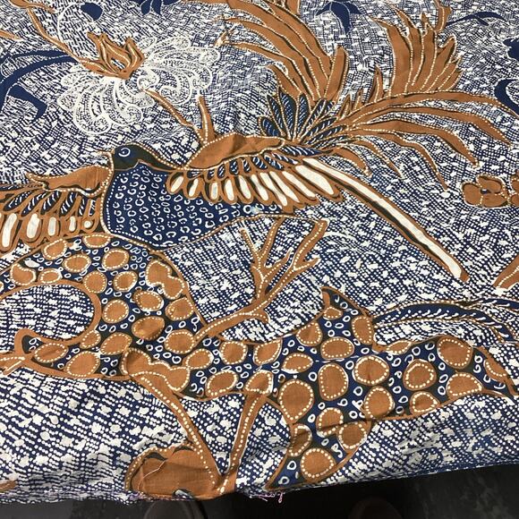 The Asia Society Handmade Cotton Rectangular Tablecloth - 90x40” Flowers & Birds - Picture 3 of 8